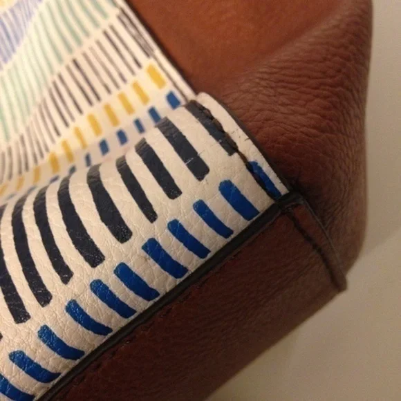 Fossil coated canvas and leather zippered tote - Picture 7 of 7